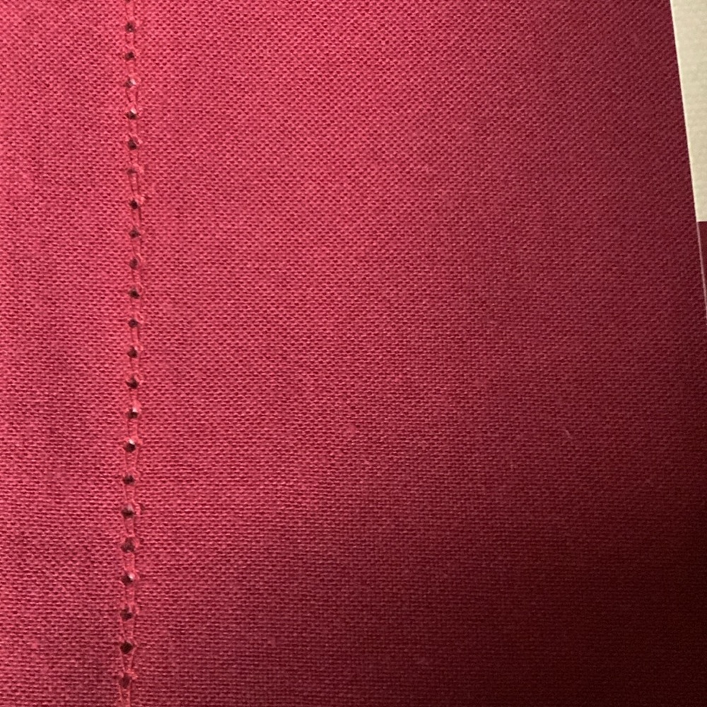 Bee & Willow table runner - Picture 5 of 5